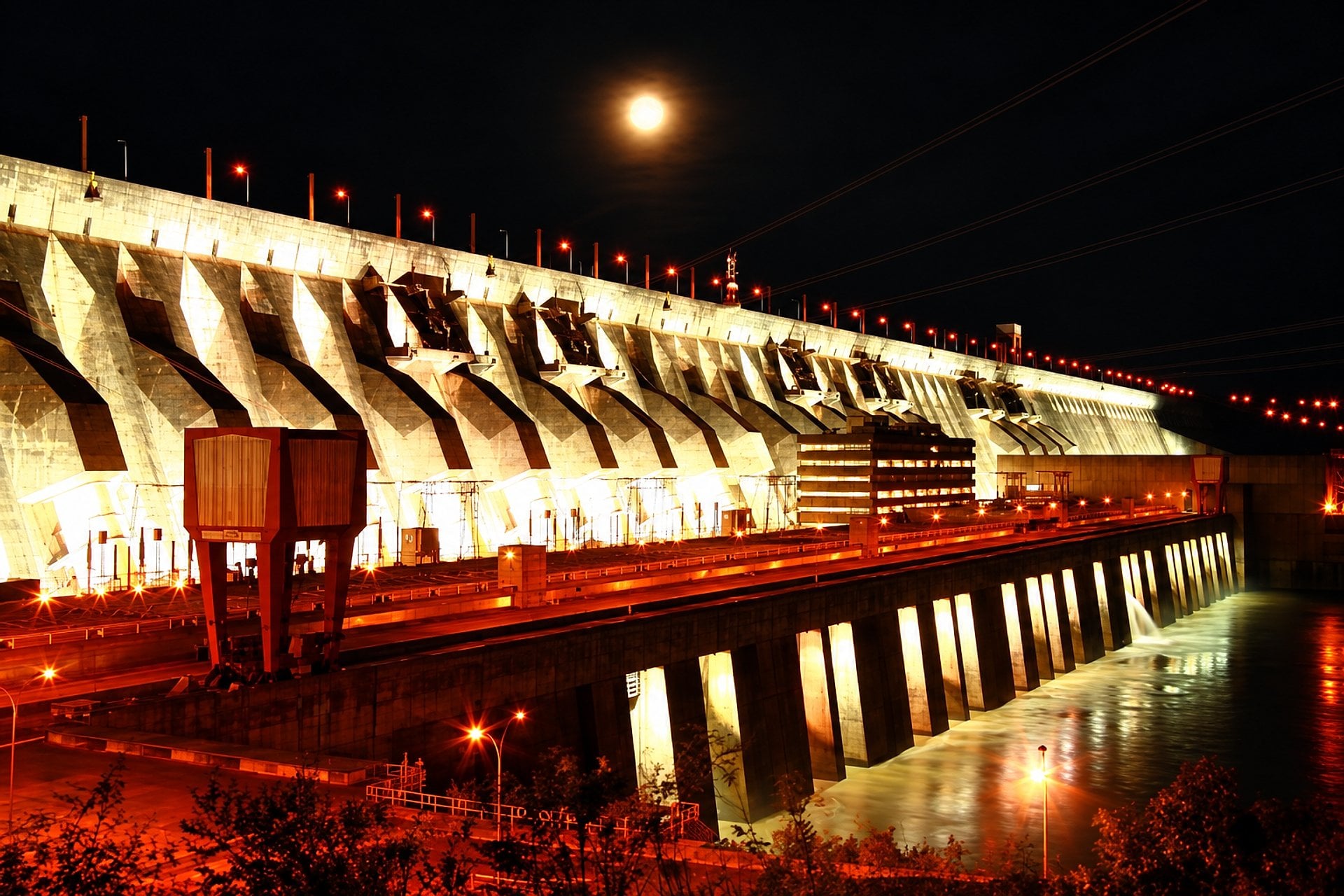 Tour Nocturno por Itaipú - Imagen 3