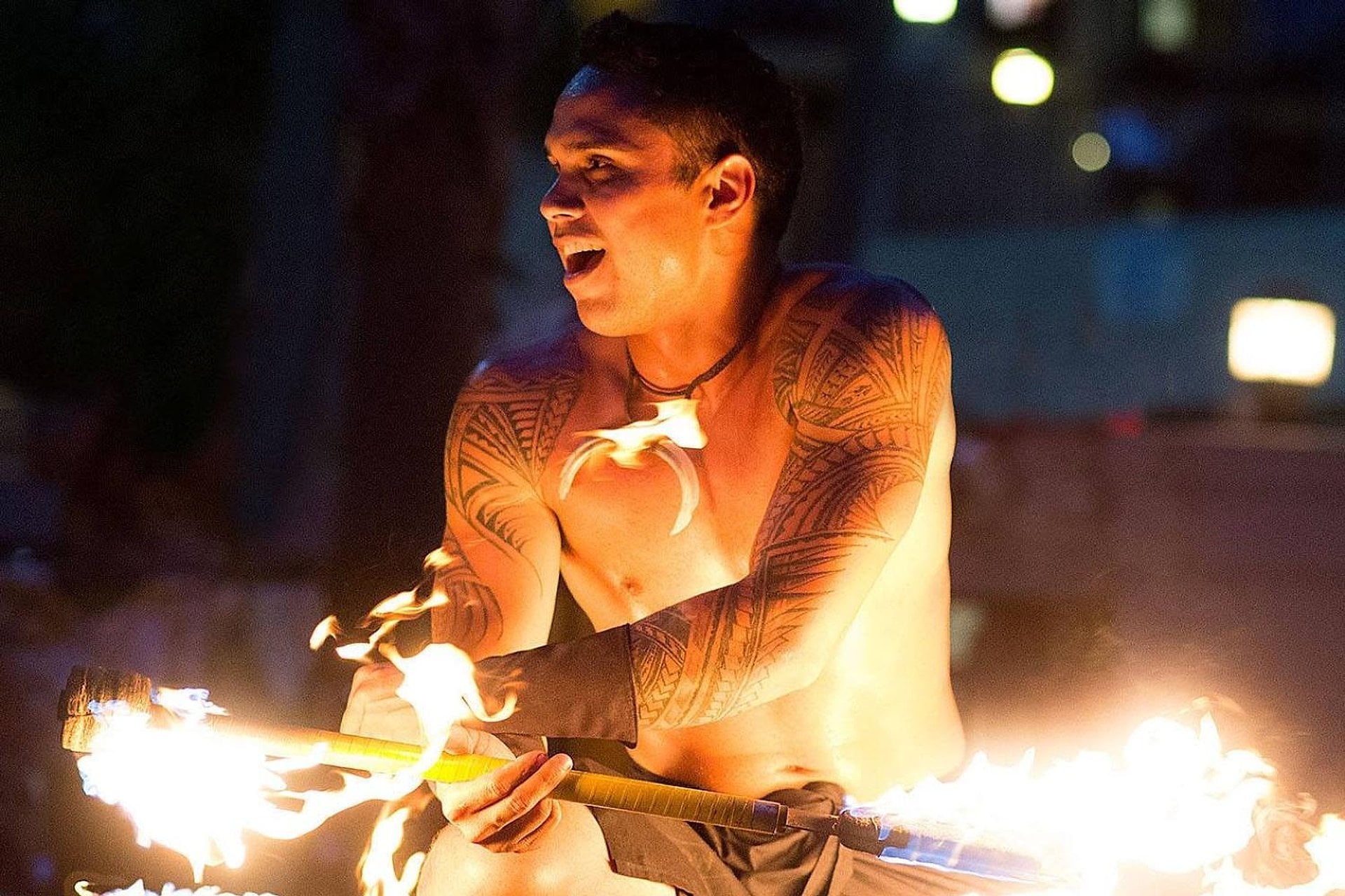 Luau polinesio de fuego con cena show - Imagen 3