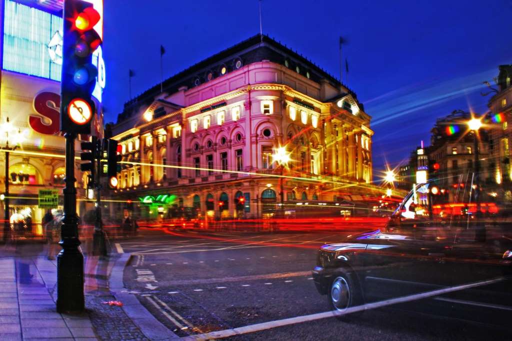 Londres de noche en autobús descubierto - Imagen 4