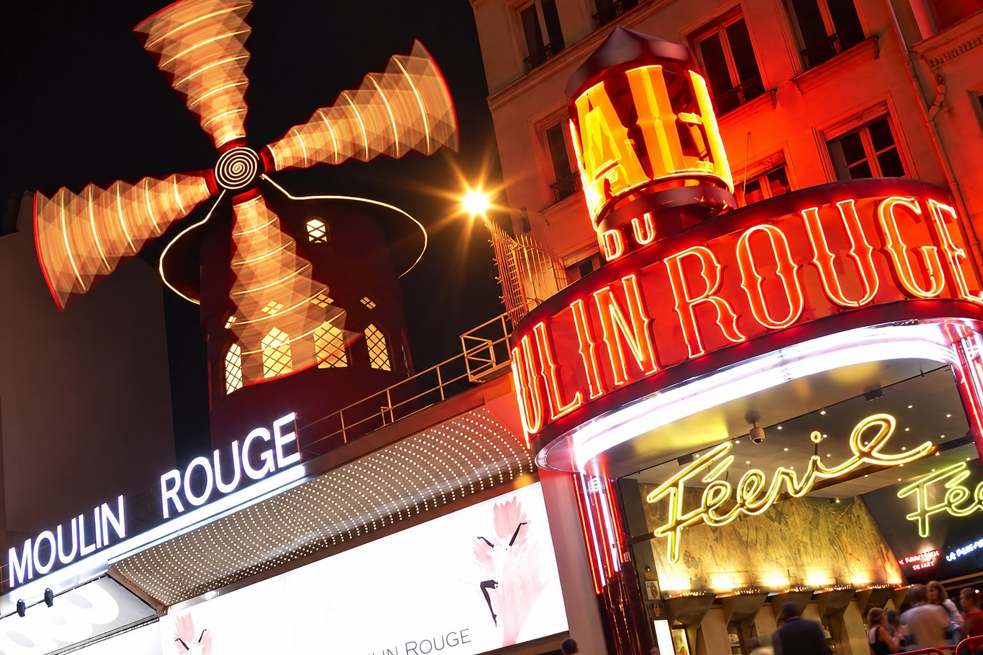 París de noche y show en Moulin Rouge - Imagen 2