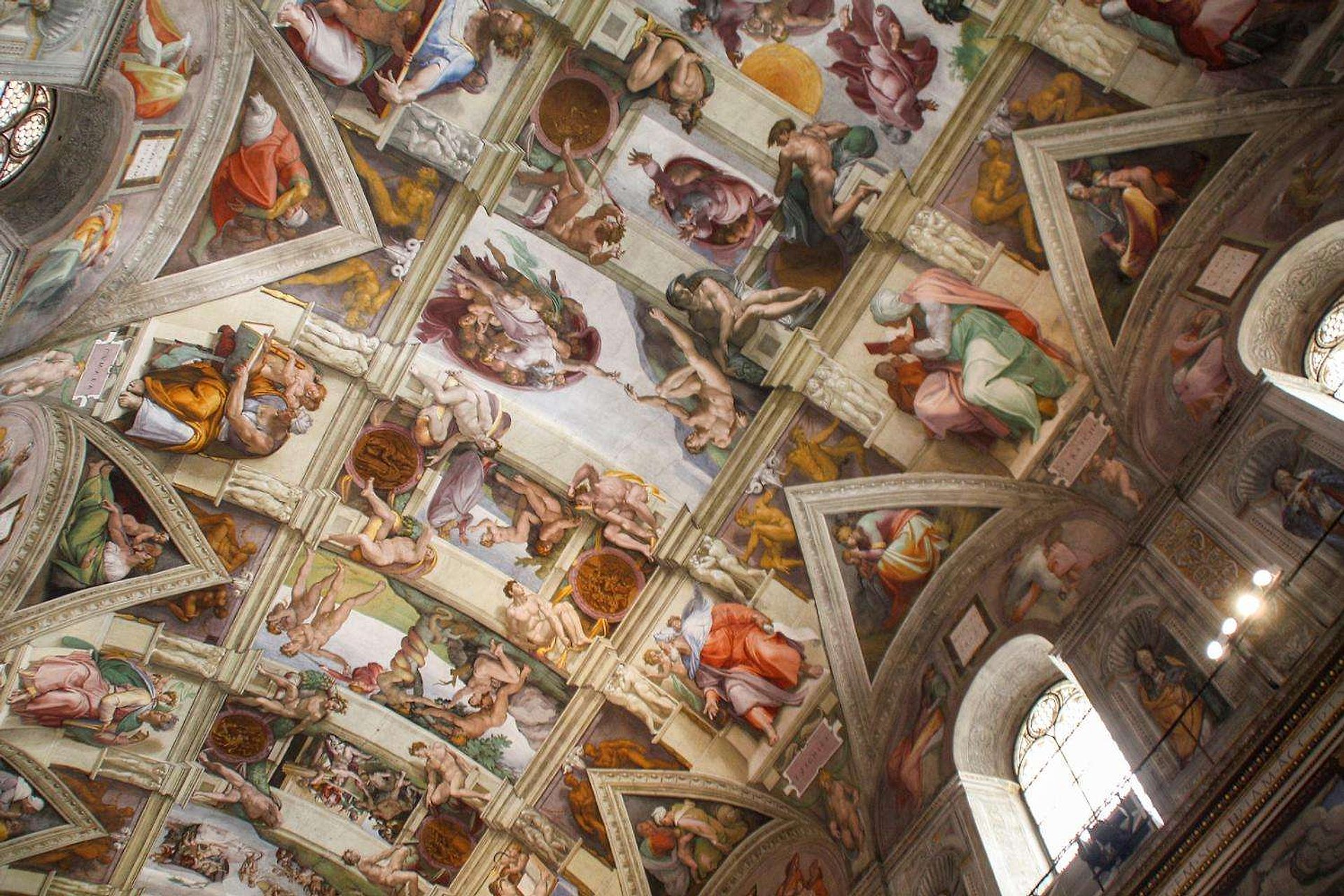 Museos Vaticanos y Sixtina, acceso reservado - Imagen 1