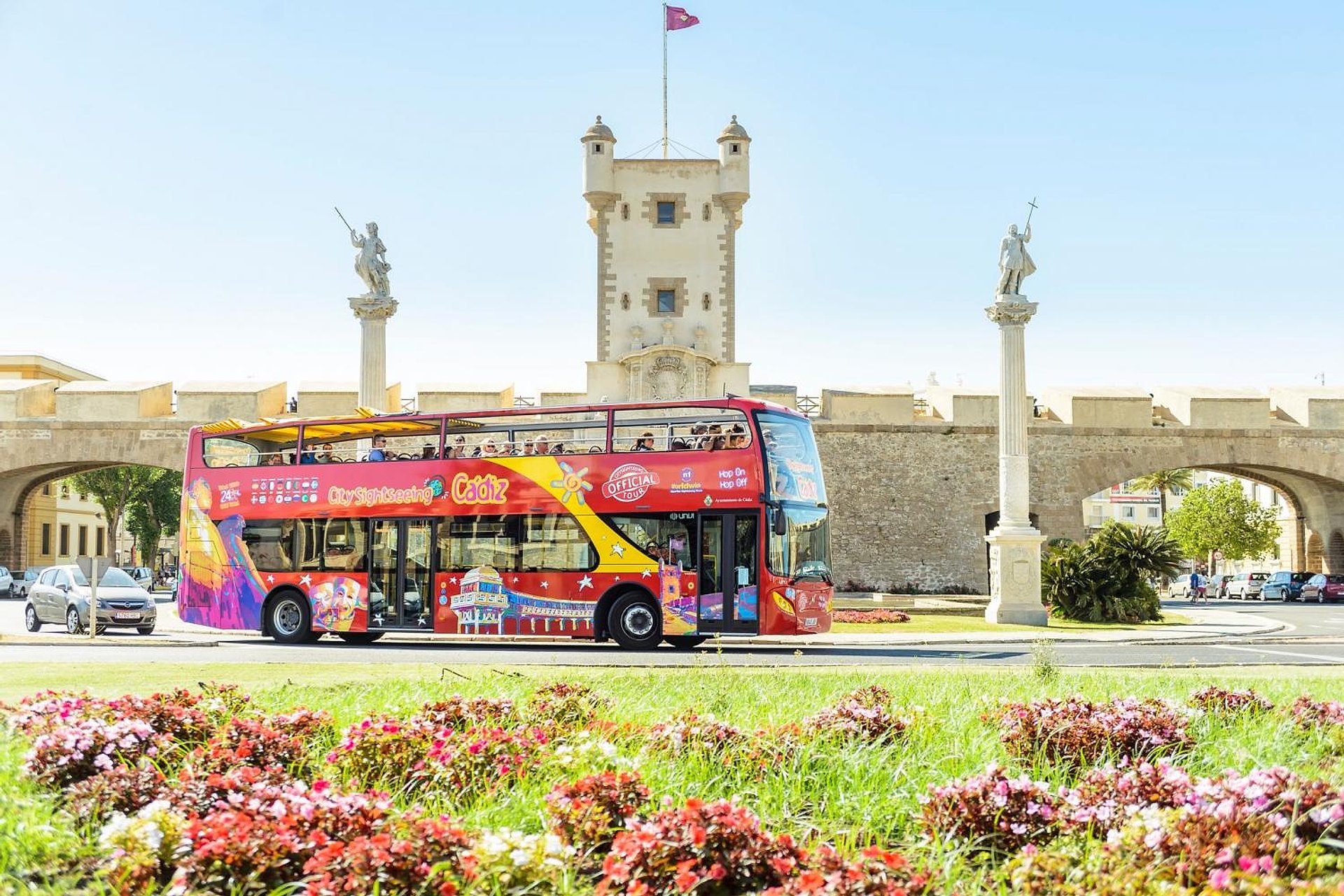 Bus Hop-on Hop-off Cádiz 2 días + tour a pie - Imagen 1