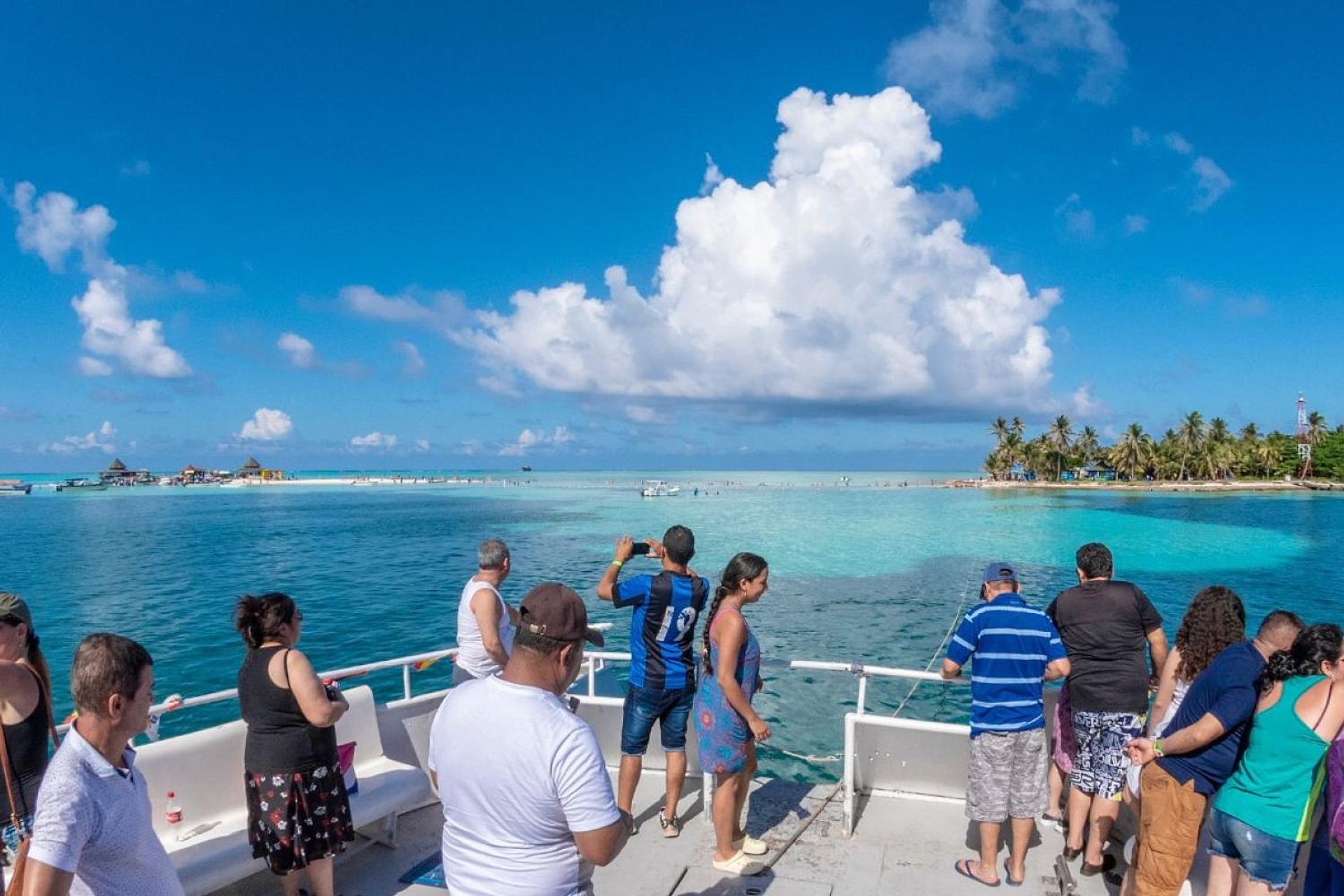 City tour por San Andrés con traslado - Imagen 1