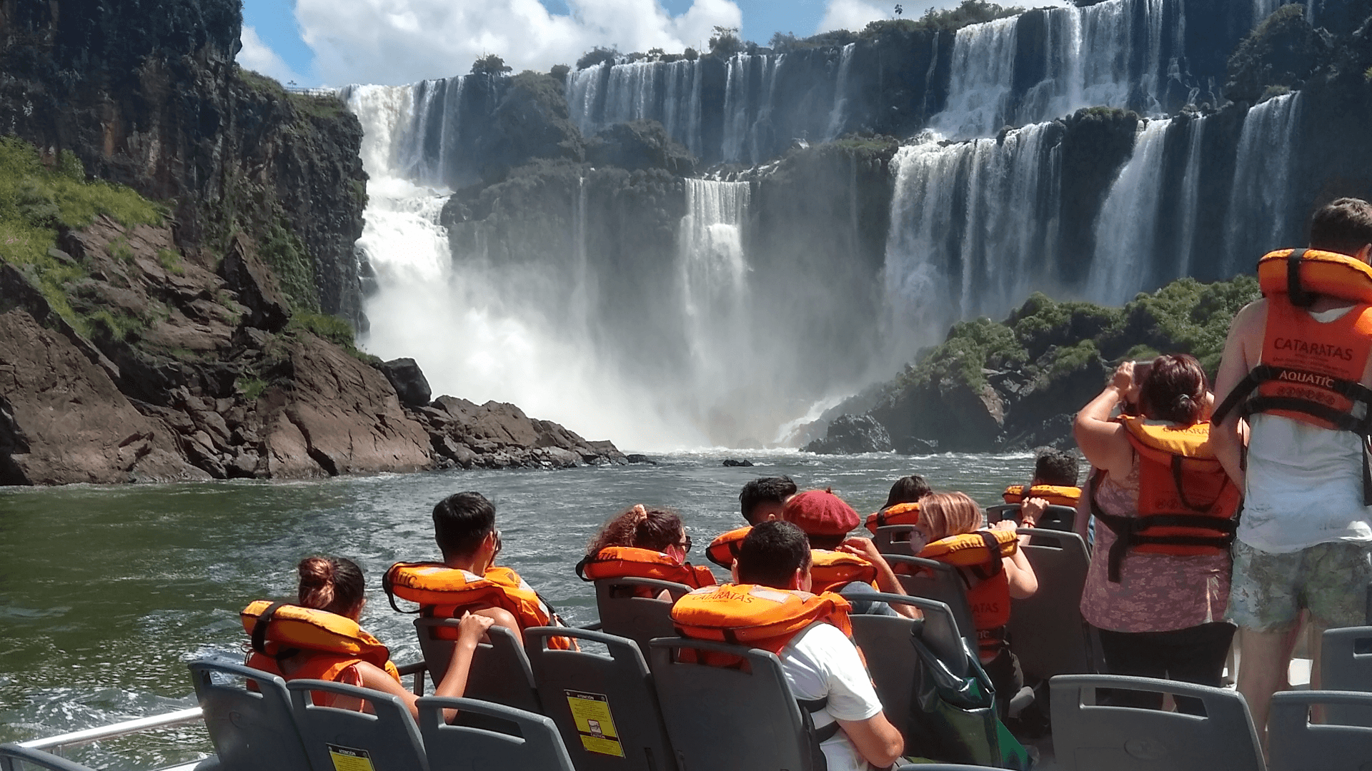 Cataratas del Iguazú: 4x4 y Gran Aventura - Imagen 1
