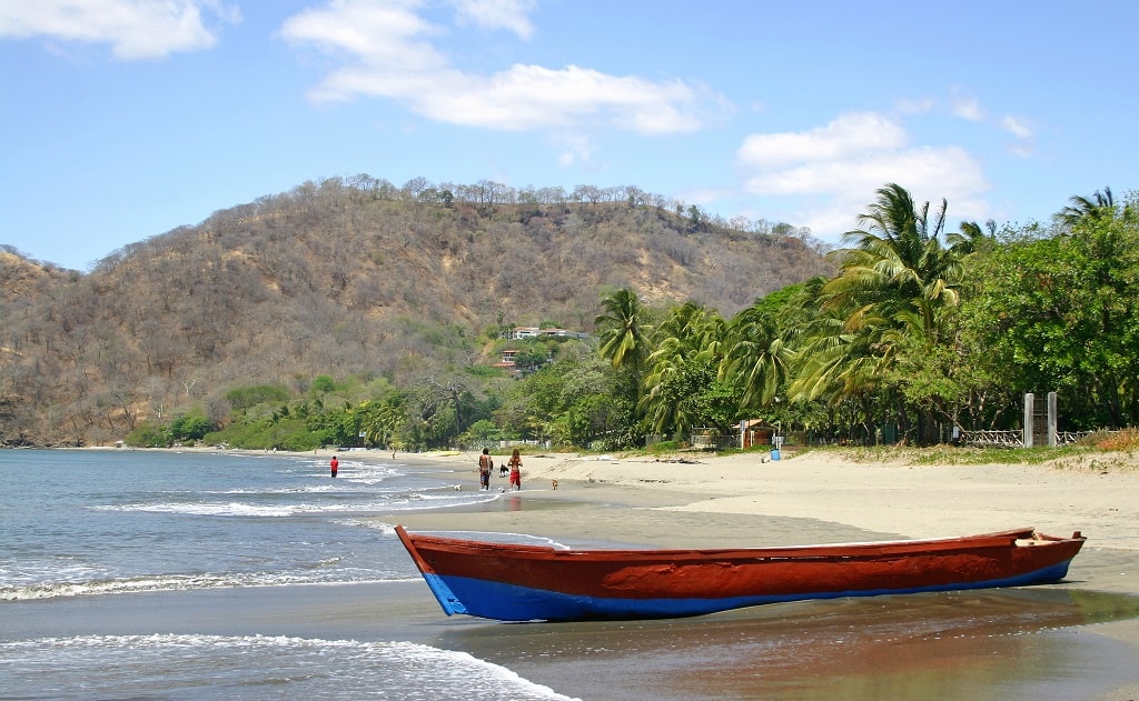 Escapada a playa Tamarindo desde San José - Imagen 1