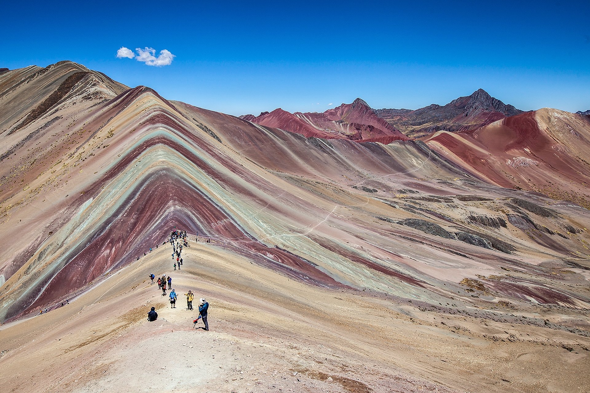 Caminata a la Montaña Arcoíris, Vinicunca - Imagen 1