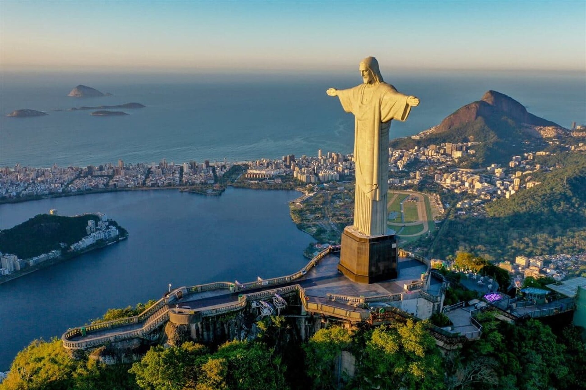 Corcovado y centro de Río con ascenso en van - Imagen 1