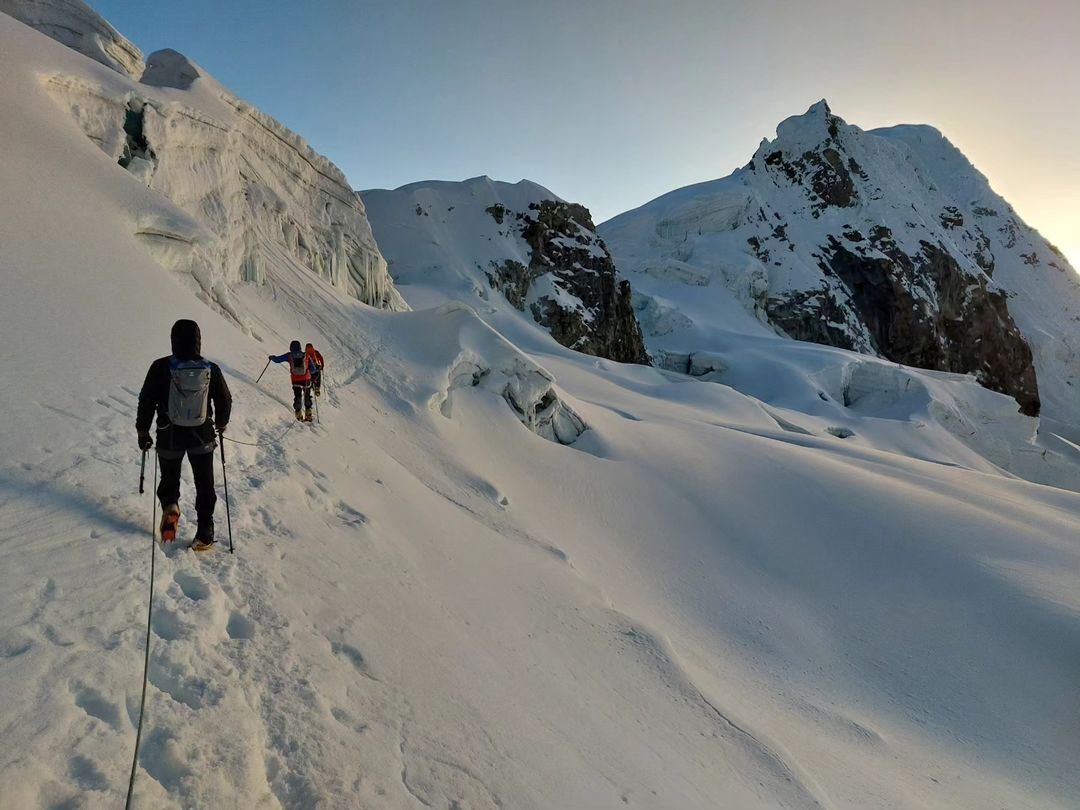 Alpinismo andino: cumbre del Pisco en 3 días - Imagen 1