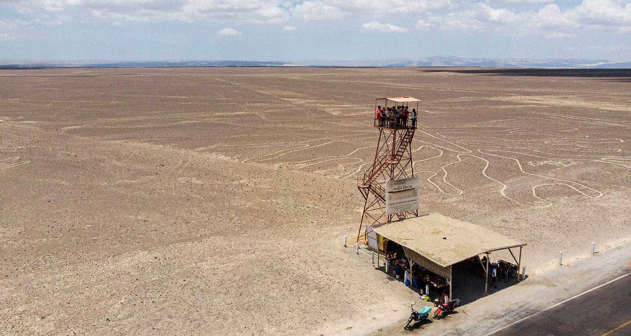 Mirador de Nazca: geoglifos - Imagen 1