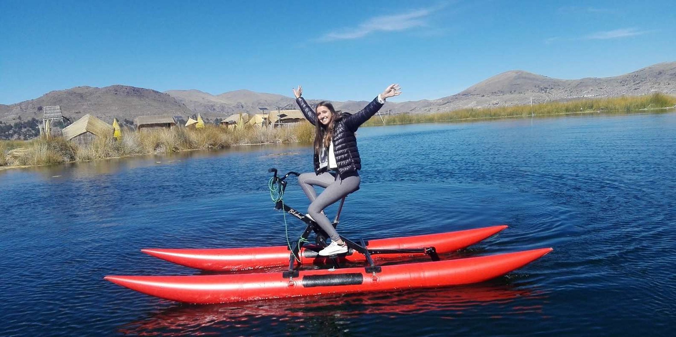 Aquabike en el Lago Titicaca: un paseo único - Imagen 1