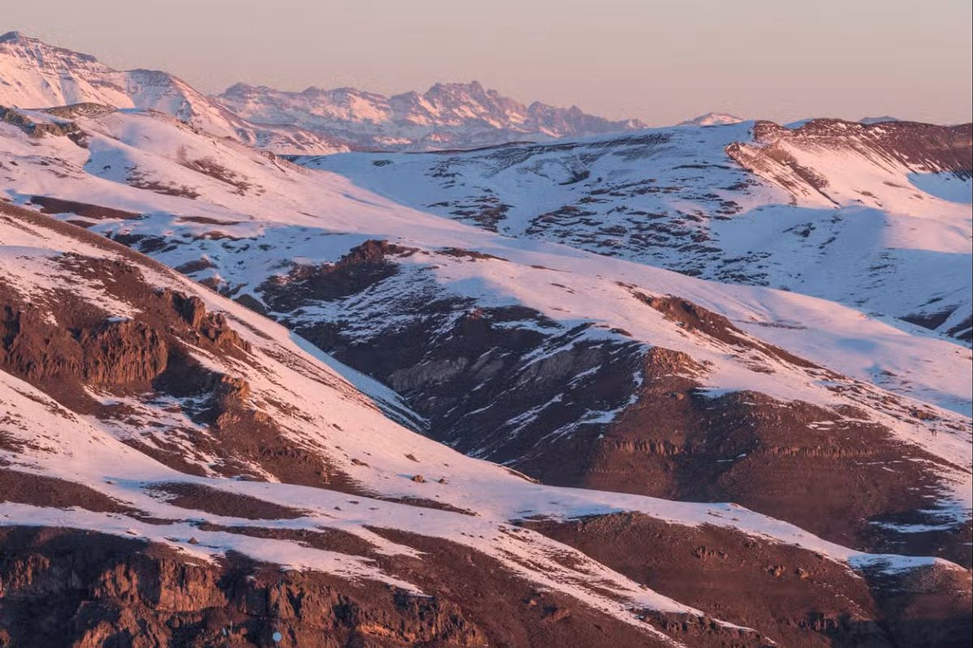 Andes panorámico: Valle Nevado y Farellones - Imagen 1