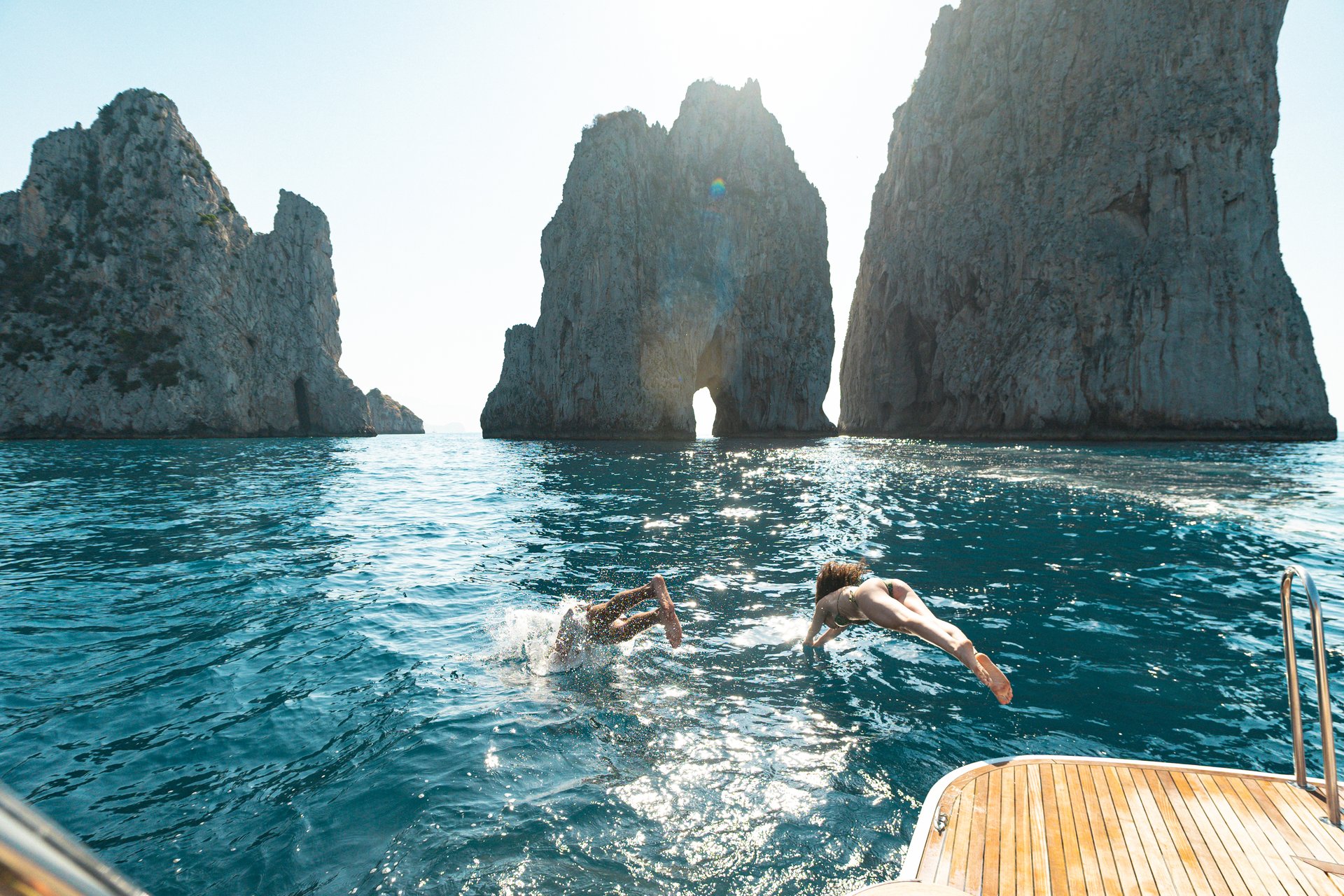 Día completo en barco por Capri y Gruta Azul - Imagen 1