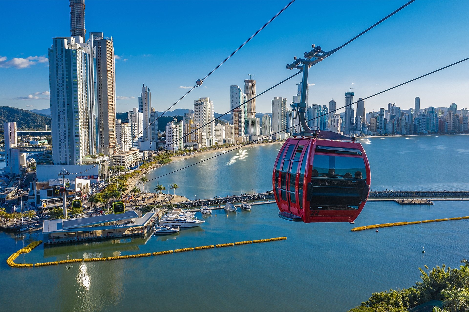 Balneario Camboriú y Parque Unipraias - Imagen 1