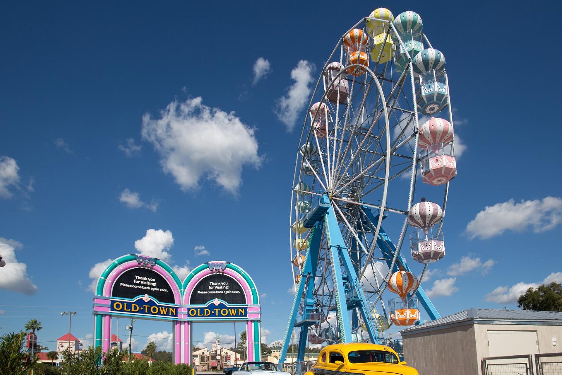 Old Town Kissimmee: noria y comida - Imagen 1
