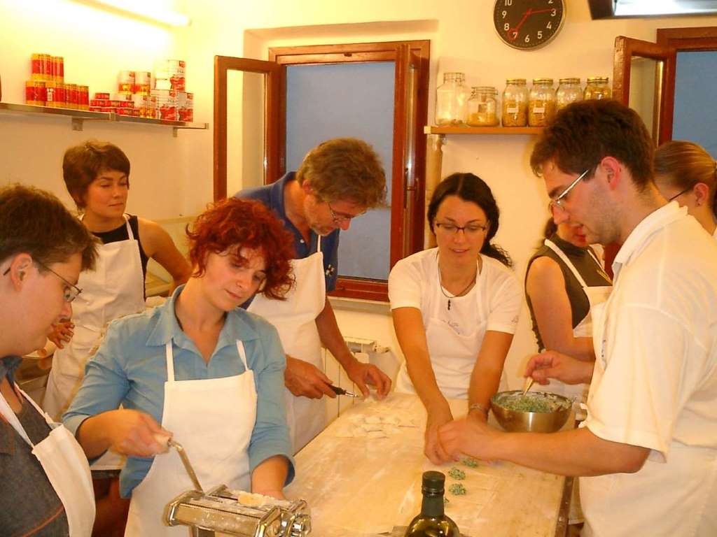 Clase de cocina con cena en Florencia - Imagen 1