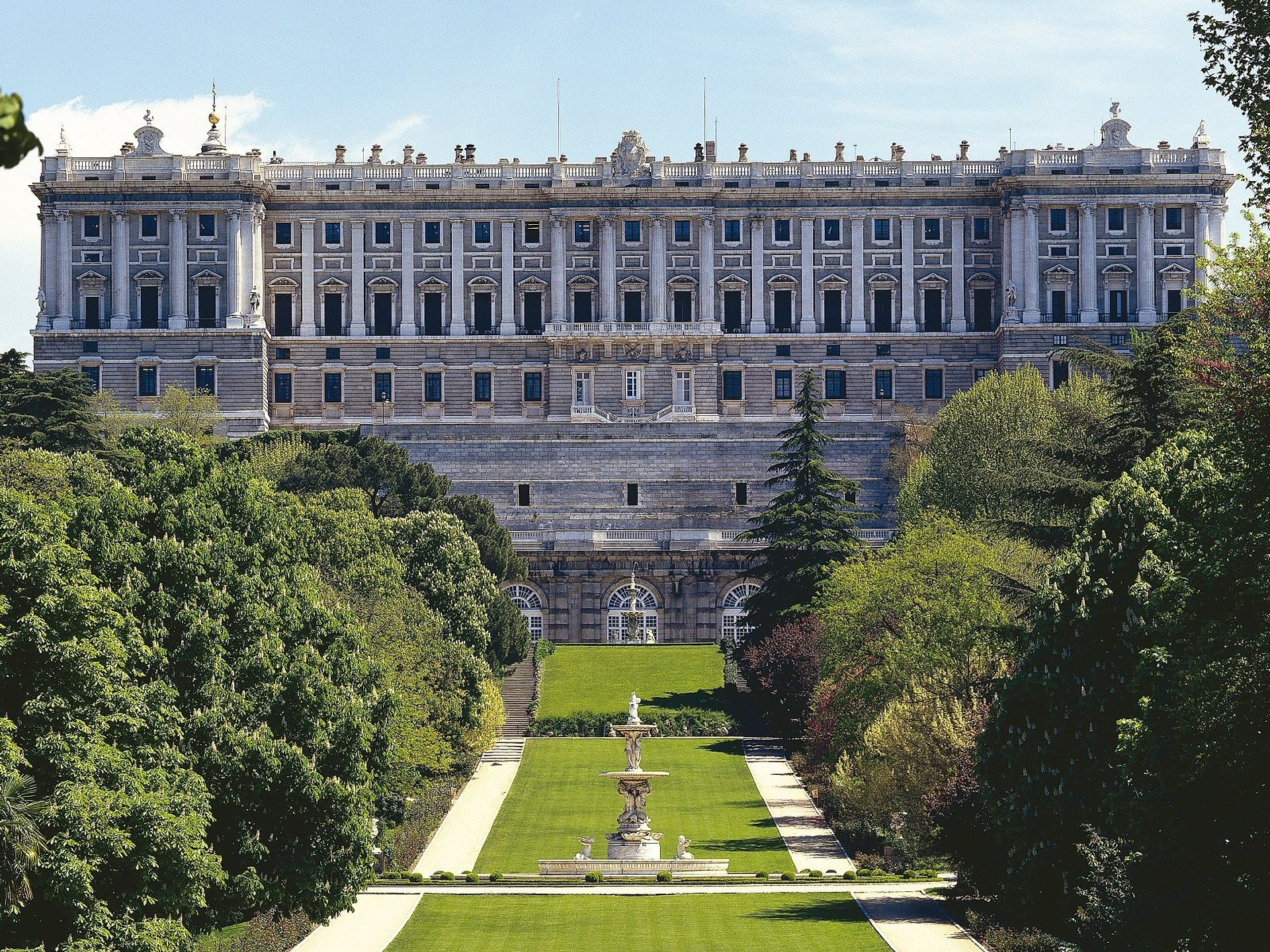 Palacio Real: visita con acceso preferente - Imagen 1