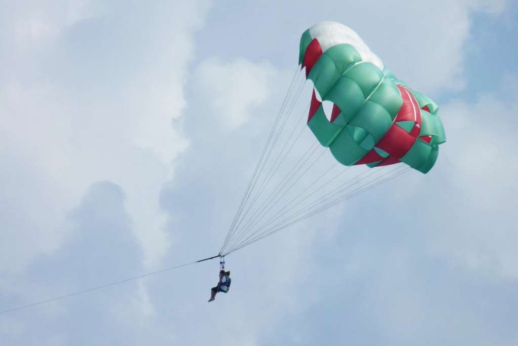 Un día en Key West con Parasailing - Imagen 1