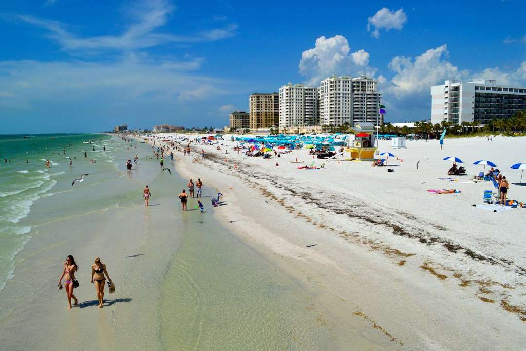 Disfrute de la hermosa playa Clearwater - Imagen 1