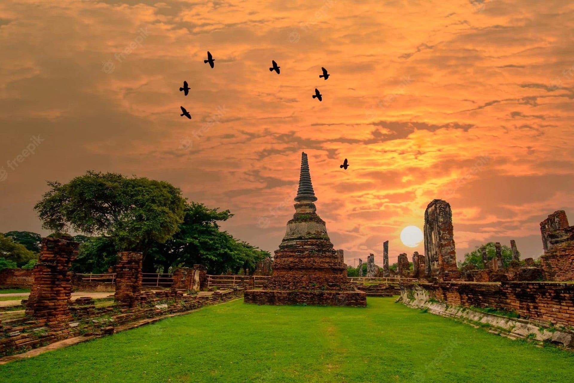 Noche de Ayutthaya en bicicleta