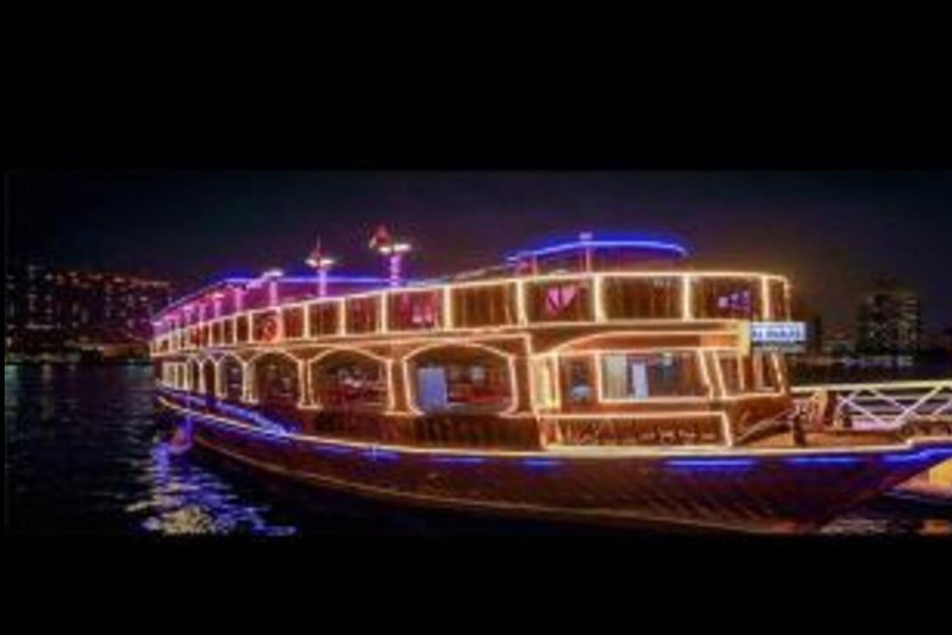 Cena en crucero dhow - Marina