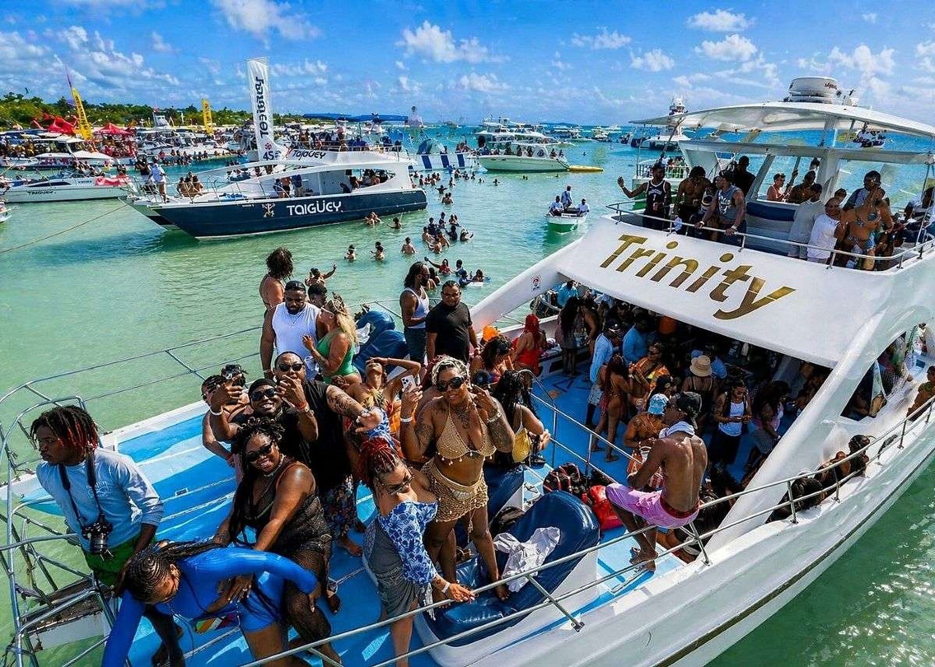 Barco de fiesta Hip Hop y Afrobeats