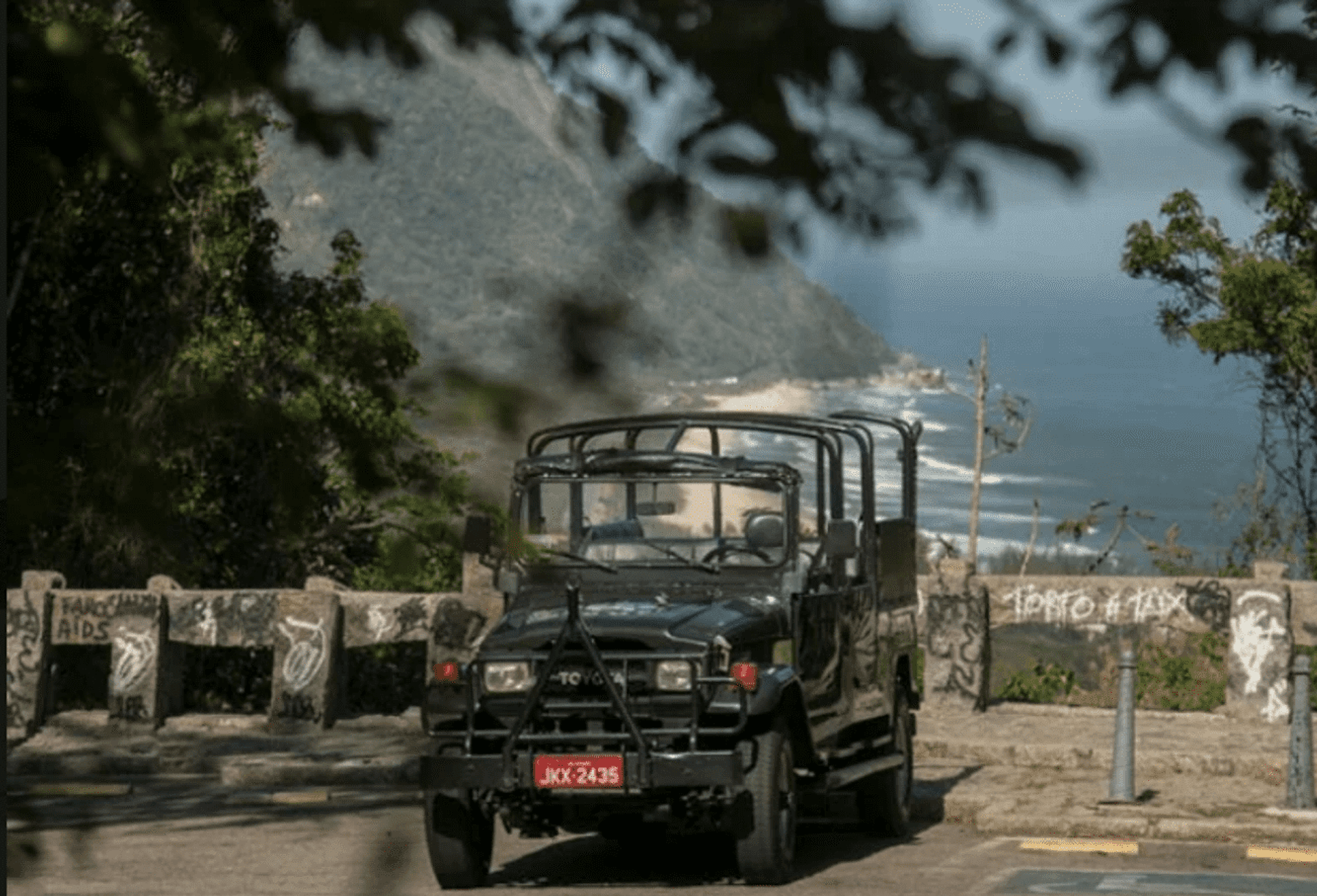 Jeep: paraíso tropical y Pedra do Telégrafo