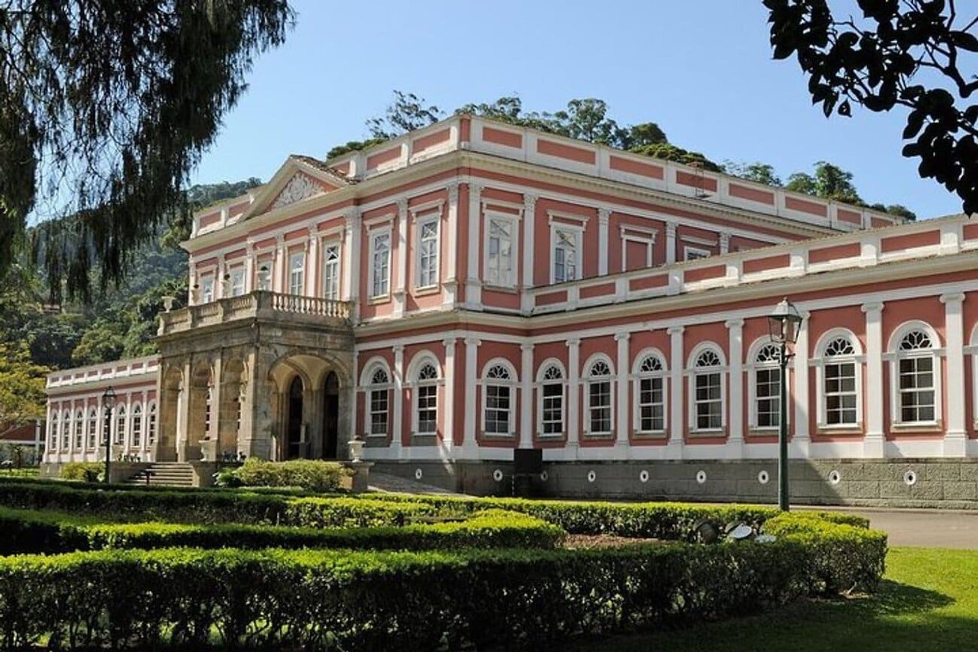 Tour Petrópolis - Salida Barra da Tijuca